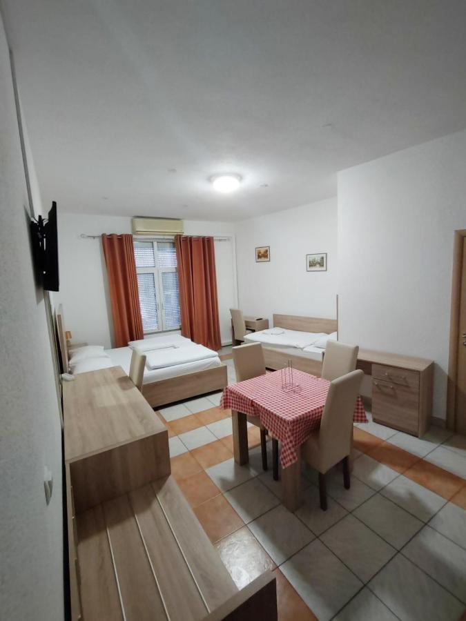 Lovely Home City Central Mostar Buitenkant foto